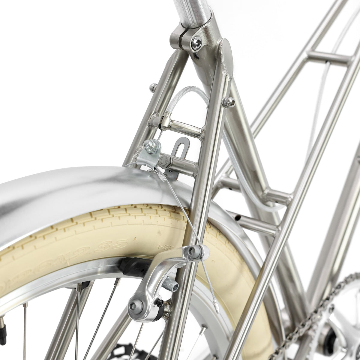 Mixte26 Lite — 9-Speed Step-Through City Bike — Rear brake, stays and fender