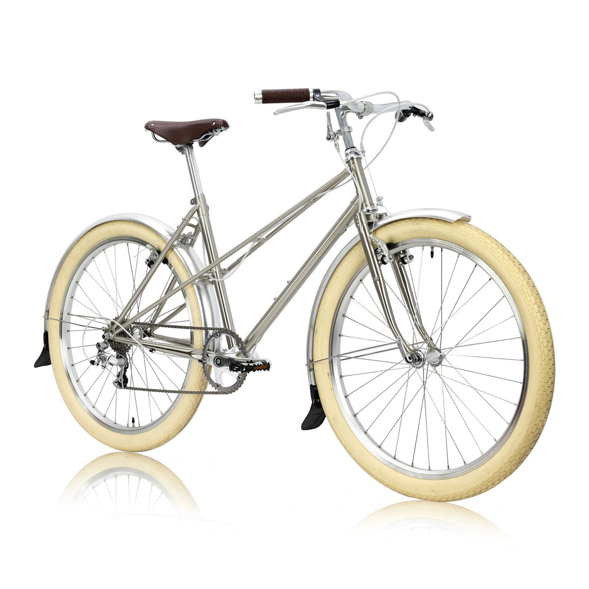 Mixte26 Lite — 9-Speed Step-Through City Bike — Front three-quarter view