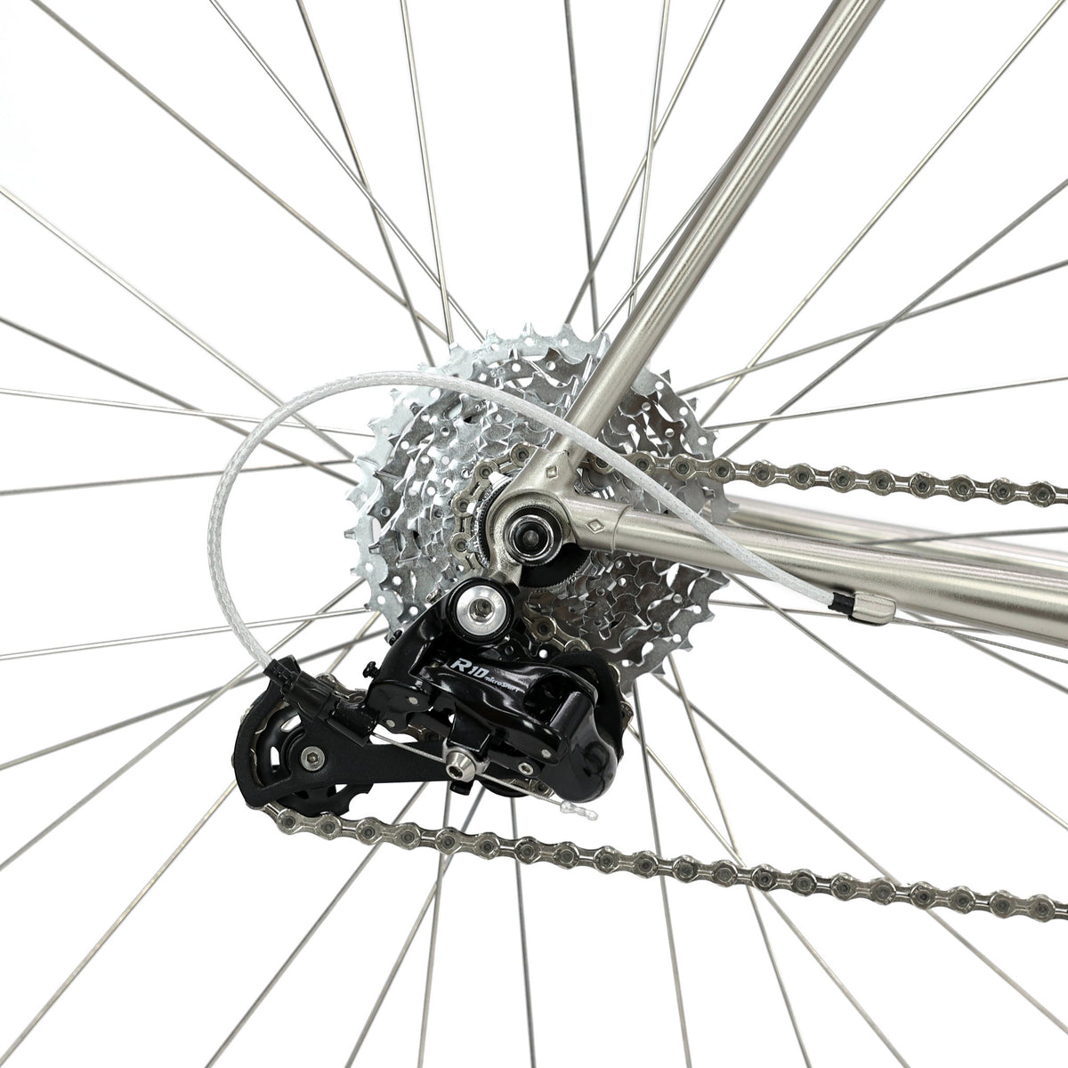 Retro Road Lite — 10-Speed Steel Road Bike — Rear derailleur and cassette