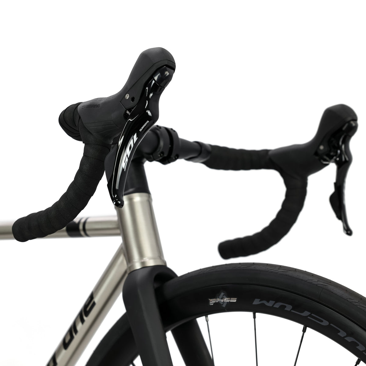 Sport Road Lite — 12-Speed Reynolds 725 Road Bike — Drop handlebar and shifter-brake lever
