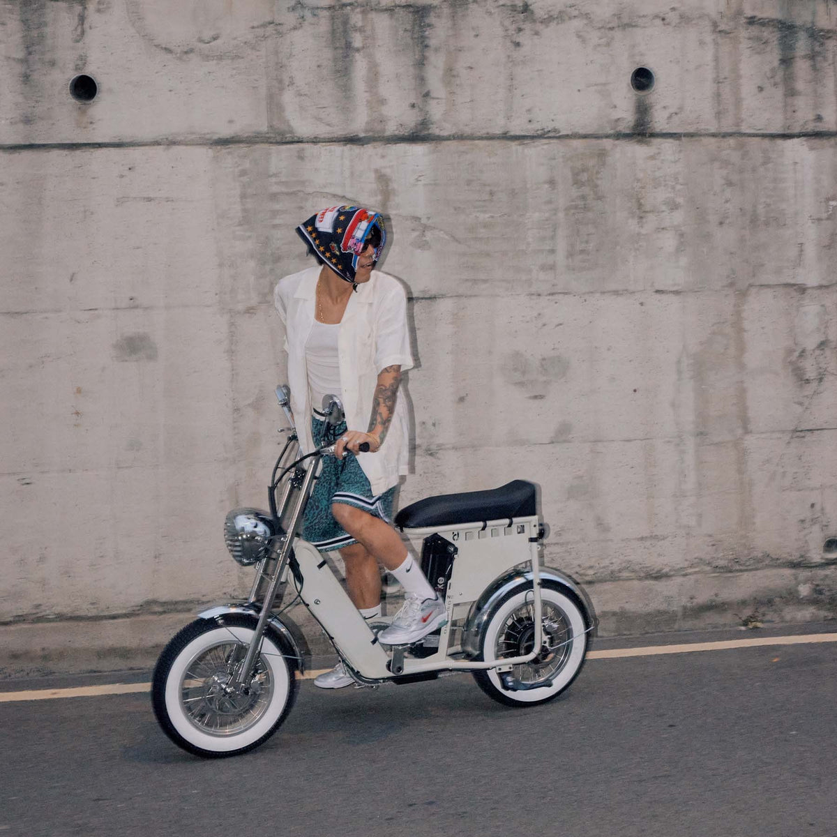 Unimoke miniswing: Ride together
